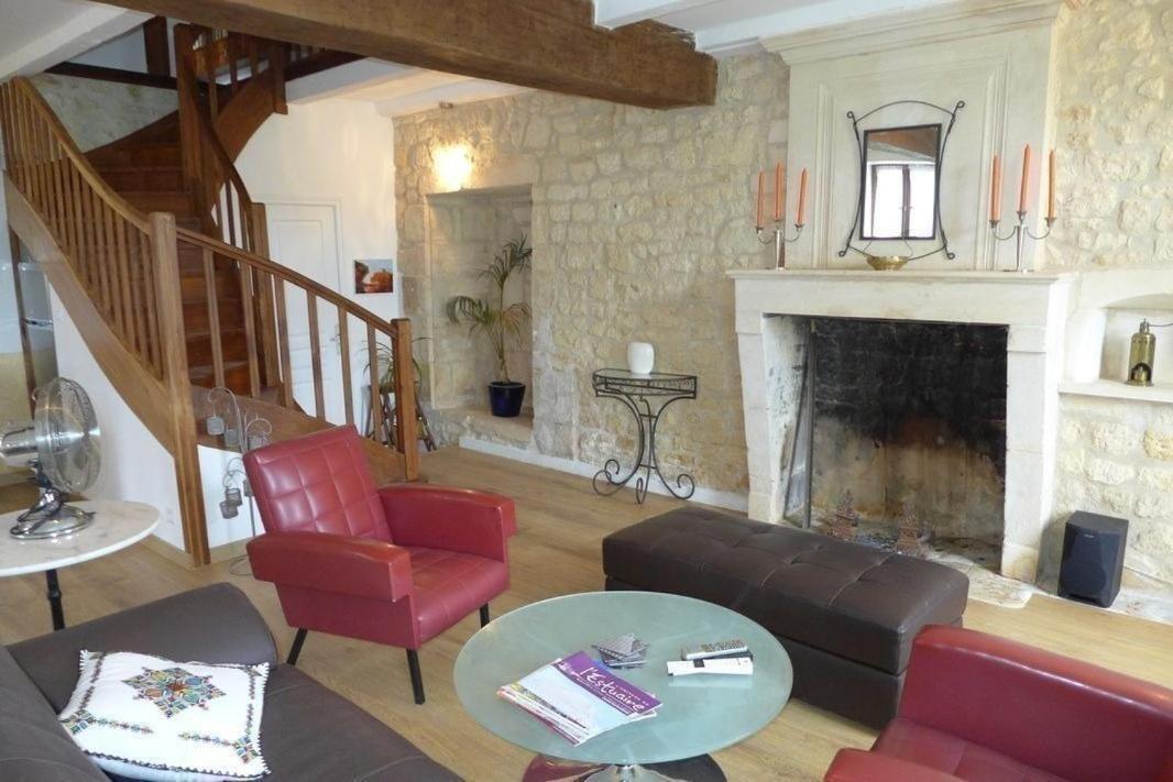 Gite Du Chateau De Pernan Avy المظهر الخارجي الصورة