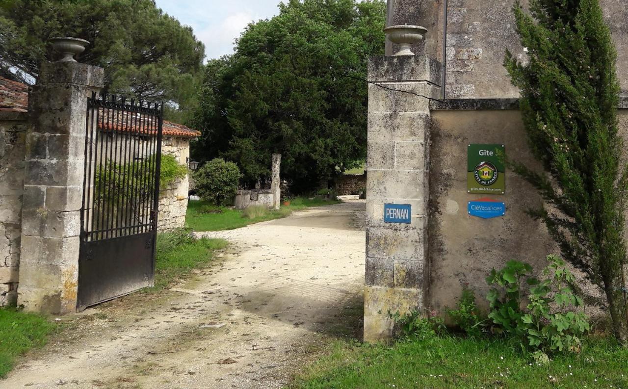 Gite Du Chateau De Pernan Avy المظهر الخارجي الصورة